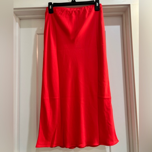 krisa Revolve Brand Coral Red Chiffon Midi Skirt Size Small - Picture 4 of 9